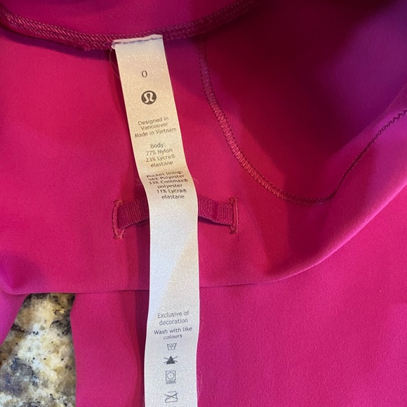 2 pair Lululemon Wunder Train size 0/25 inch inseam - Picture 7 of 8